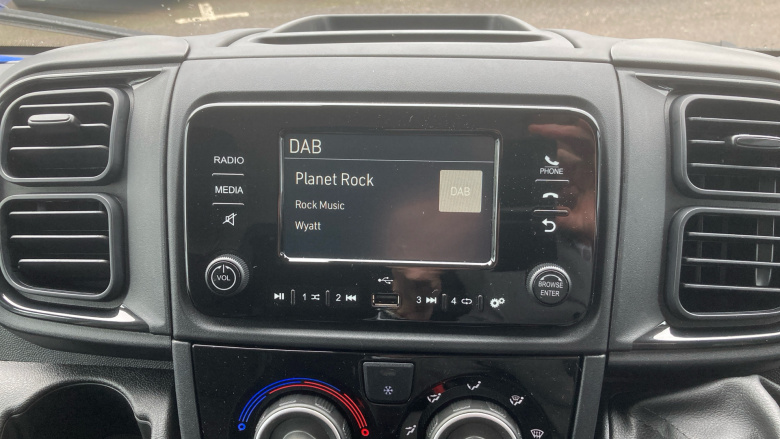 Peugeot Boxer 3500 L3 Diesel 2.2 BlueHDi 140 H2 Van Professional